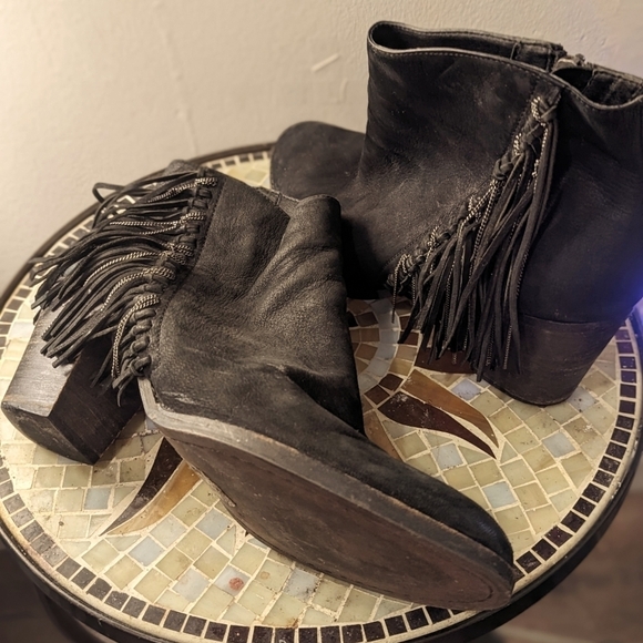 Dolce Vita Juneau Chain Fringe Teak Nubuck Leather Bootie 10 - Picture 1 of 8